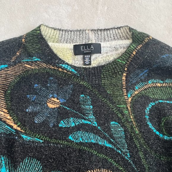 Floral Sweater - Picture 2 of 4